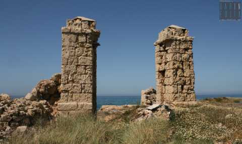Da N-drr'a la lanze al trullo, dalle due colonne al "motel agip":  la costa sud di Bari